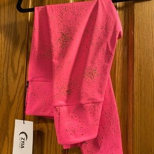 Zyia Hot Pink Stay Golds Light n Tight 7/8.